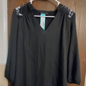 Fortune & Ivy black lace detail blouse